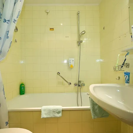 Hotel Kur- Und Winkler 3*